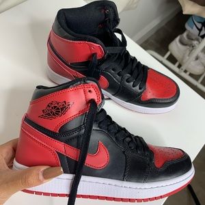 Nike air Jordan red & black